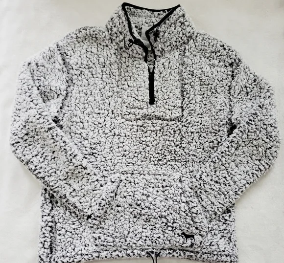 PINK Sherpa Jackets - Picture 2 of 6